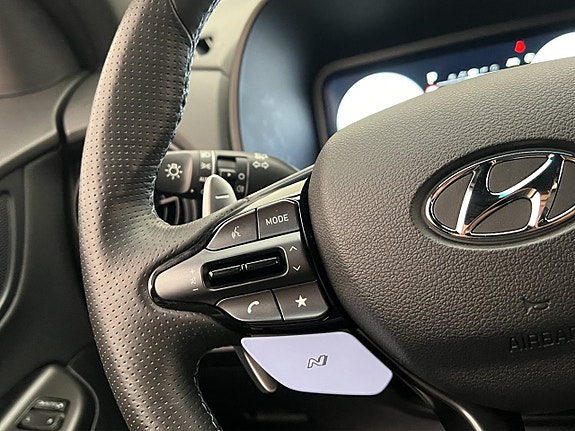 Hyundai Kona 17 of 30