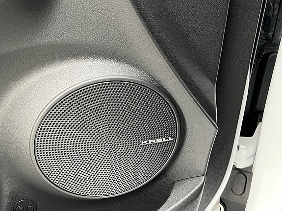 Hyundai Kona 13 of 30