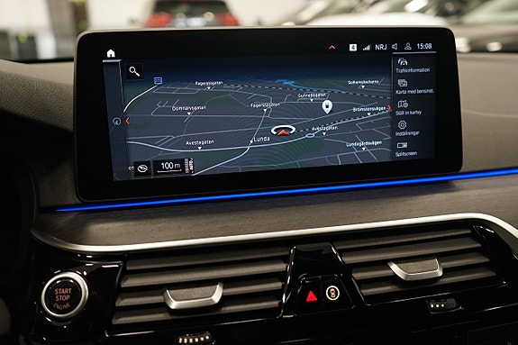 BMW 520d 16 of 20