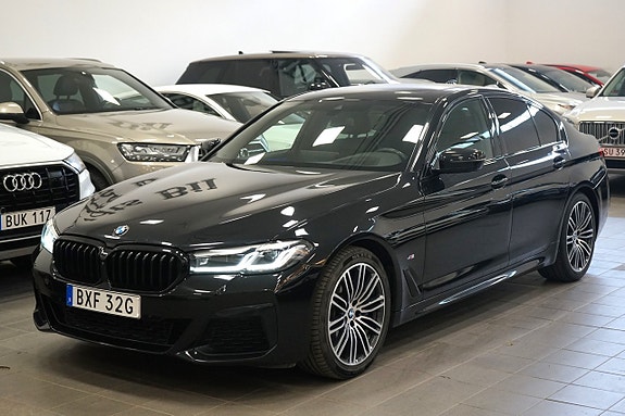 BMW 520d 2 of 5