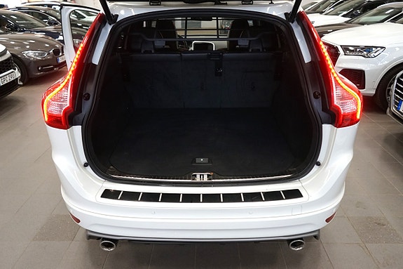 Volvo XC60 9 of 26