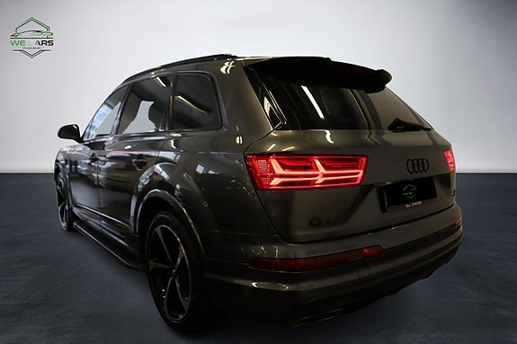 Audi Q7 8 of 26