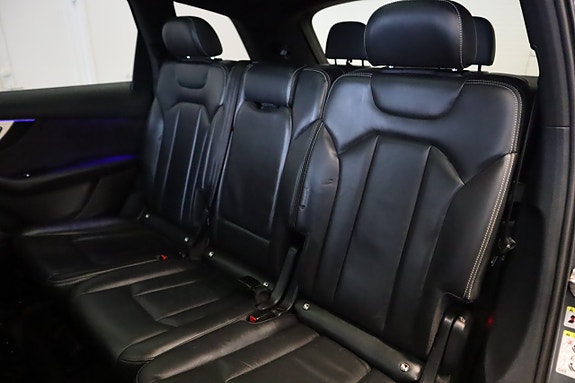 Audi Q7 25 of 26