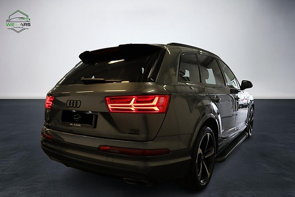 Audi Q7 12 of 26