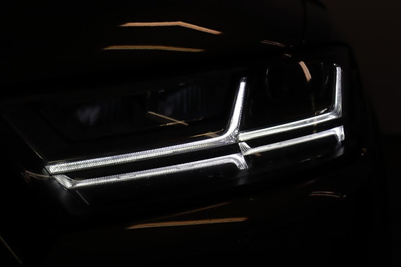 Audi Q7 6 of 26