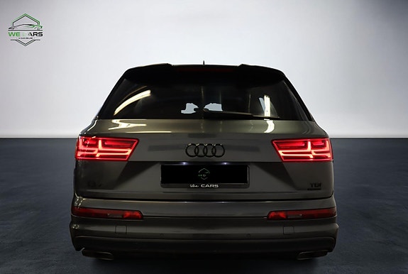 Audi Q7 10 of 26