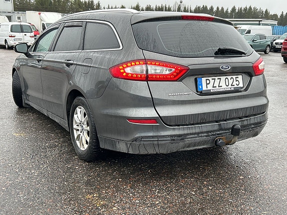 Ford Mondeo 3 of 5