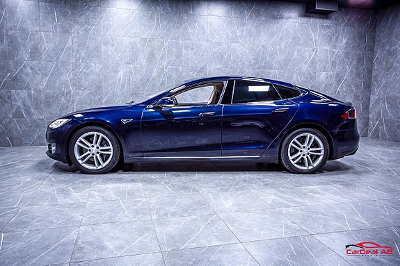 Tesla Model S 4 of 25