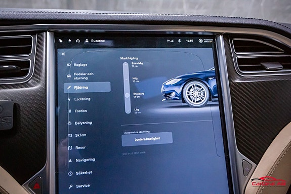 Tesla Model S 22 of 25