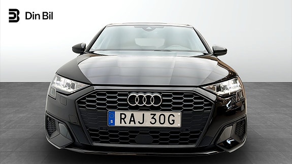 Audi A3 4 of 5