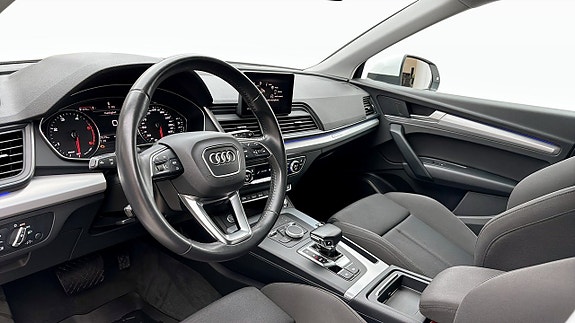 Audi Q5 8 of 15