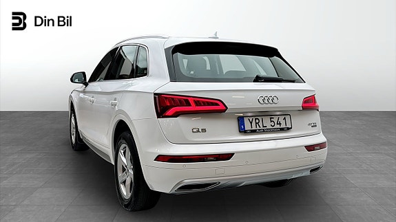 Audi Q5 3 of 5