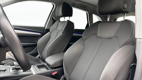 Audi Q5 10 of 15
