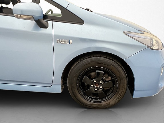 Toyota Prius 27 of 27