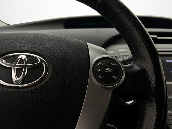 Toyota Prius 22 of 27