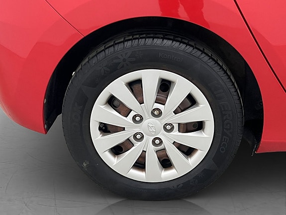 Hyundai i30 24 of 26