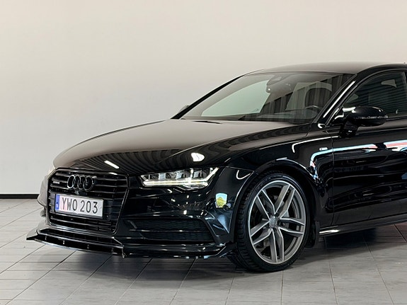 Audi A7 4 of 5
