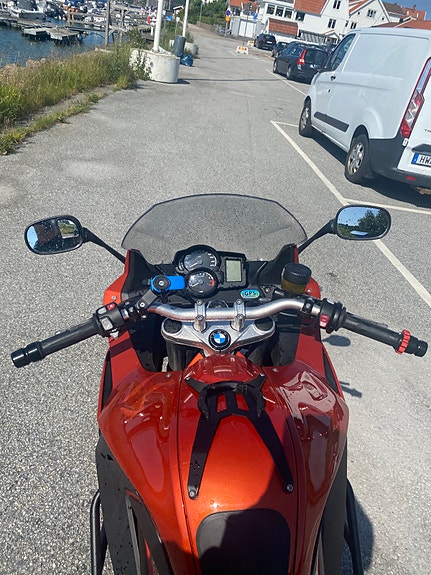 BMW F 800 GT 2 of 5