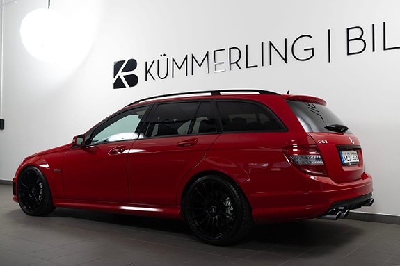 Mercedes-Benz C63 3 of 5