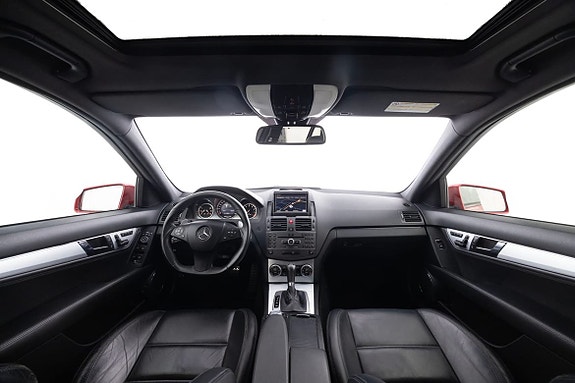 Mercedes-Benz C63 10 of 16