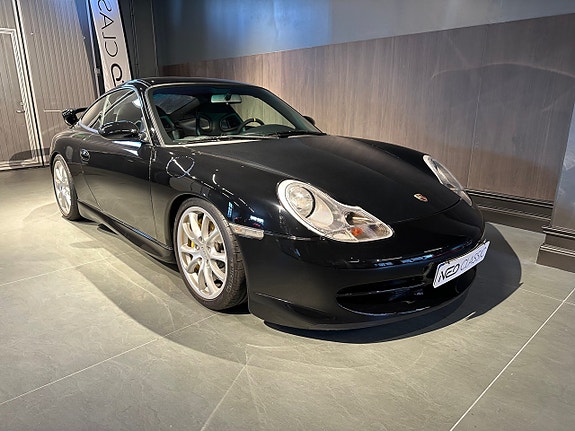 Porsche 911 Carrera 5 of 5