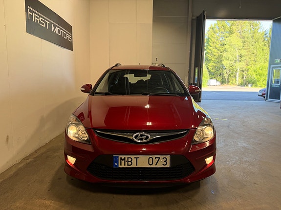 Hyundai i30 4 of 5