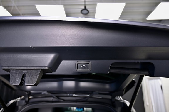 Land Rover Range Rover Sport 11 of 30