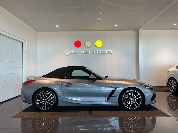 BMW Z4 3 of 5