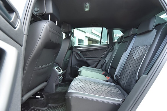 Volkswagen Tiguan 14 of 30