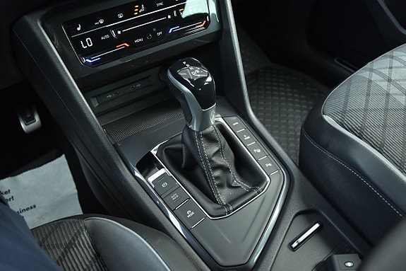 Volkswagen Tiguan 19 of 30