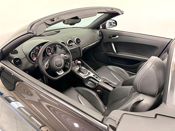 Audi TT RS 12 of 29
