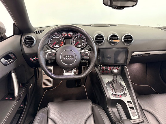 Audi TT RS 18 of 29