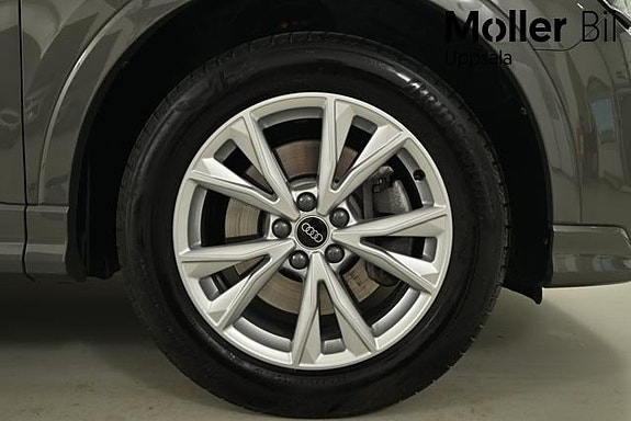 Audi Q3 10 of 13