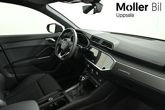 Audi Q3 13 of 13