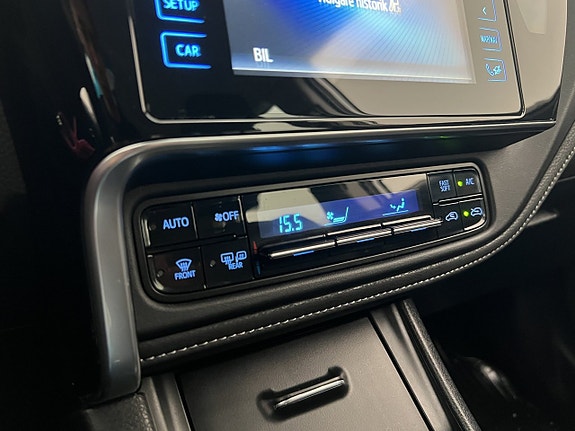 Toyota Auris 17 of 25