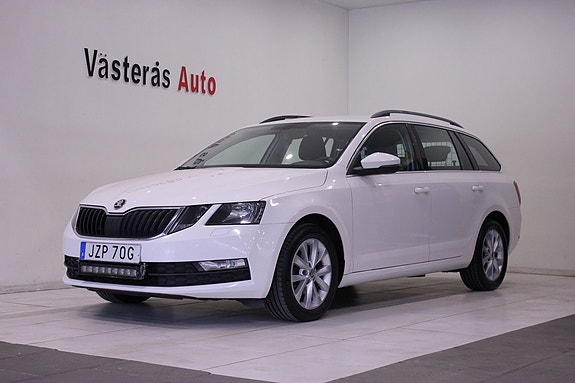 Skoda Octavia 2 of 5