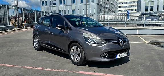 Renault Clio 2 of 5