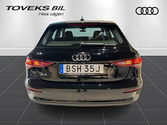 Audi A3 3 of 5