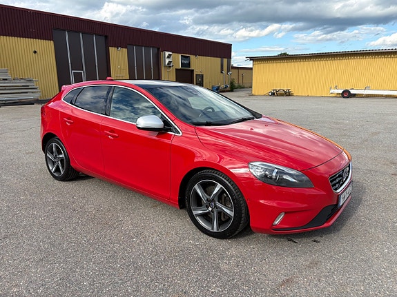 Volvo V40 5 of 19