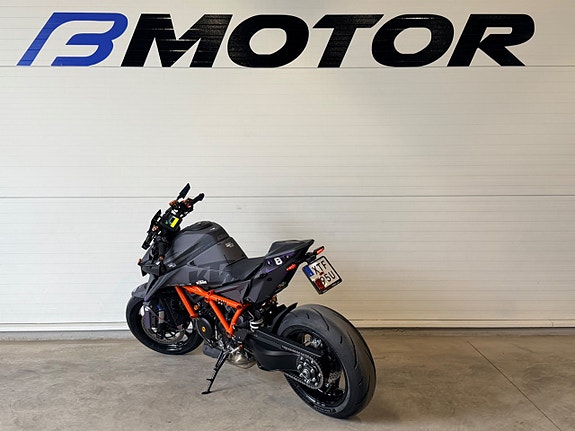 KTM Superduke 1390 R Evo Superduke 1390 R Evo 4 of 5