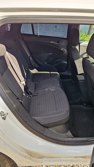 Opel Astra 5 of 5