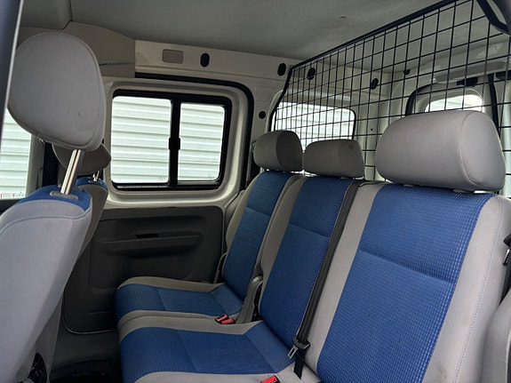 Volkswagen Caddy 9 of 12