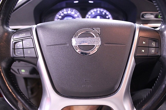 Volvo V70 21 of 25