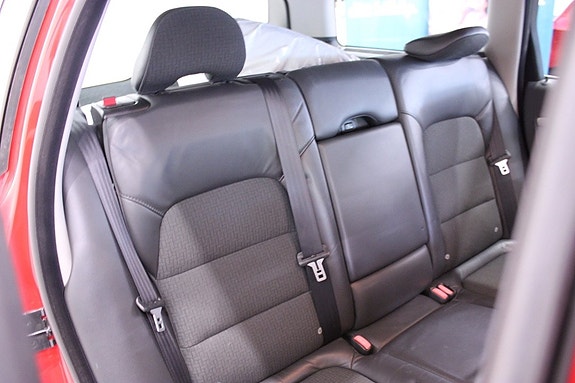 Volvo V70 17 of 25