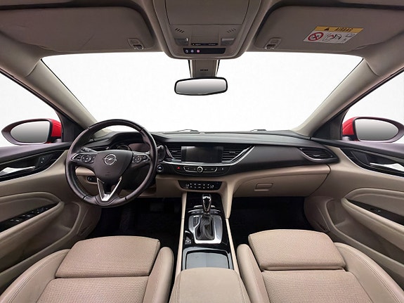 Opel Insignia 24 of 30