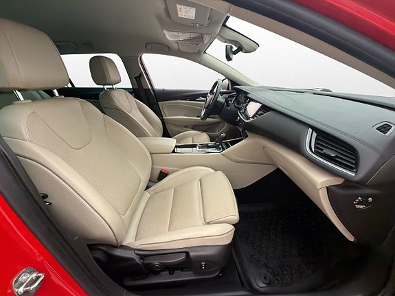 Opel Insignia 25 of 30