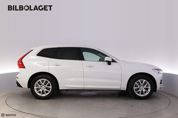 Volvo XC60 2 of 5