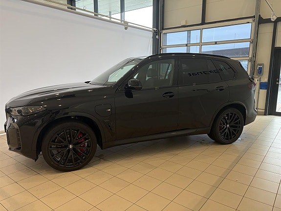 BMW X5 2 of 12