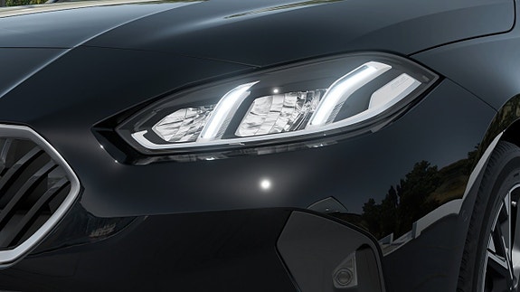BMW 120 6 of 13