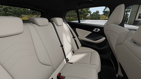 BMW 120 11 of 13